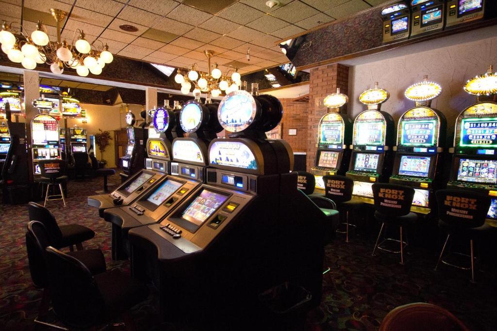 Jailhouse Motel And Casino Эли Экстерьер фото