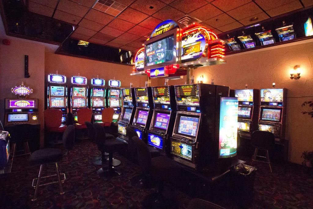 Jailhouse Motel And Casino Эли Экстерьер фото